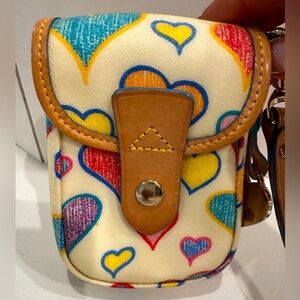 Dooney & Bourke Y2K Hearts Wristlet NWOT